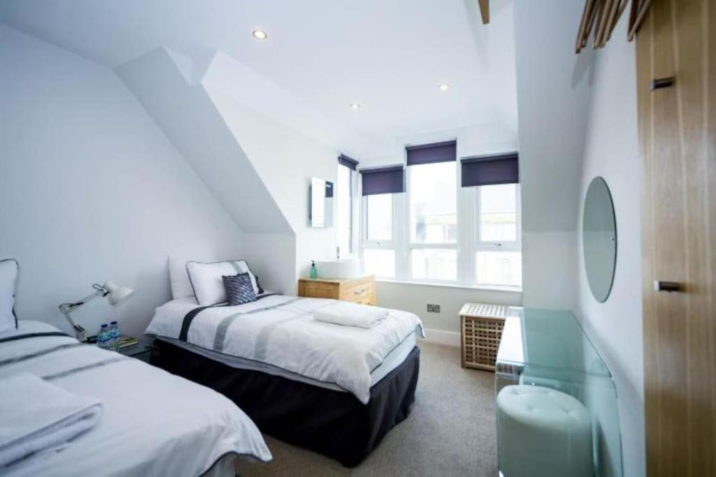 Edge14- Spacious, Stylish And Near The Beach! Newquay  Exterior photo